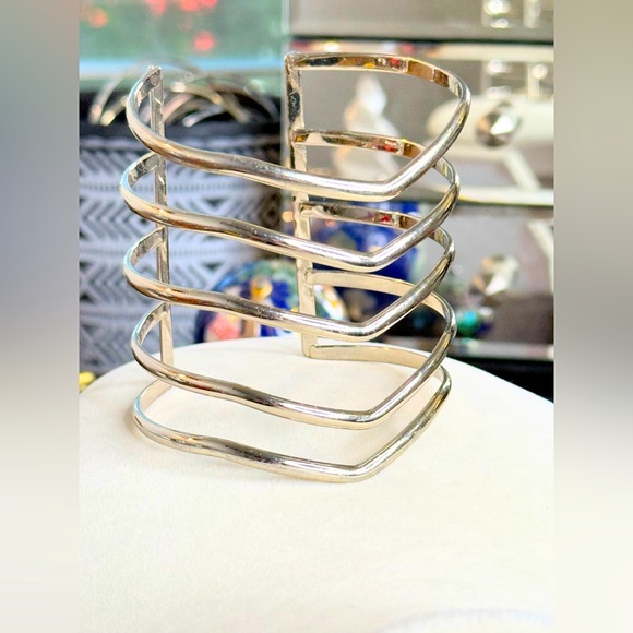 Wide Modernist Silver Tone Multi-Band Cuff Bracelet Statement Jewelry - Picture 1 of 9